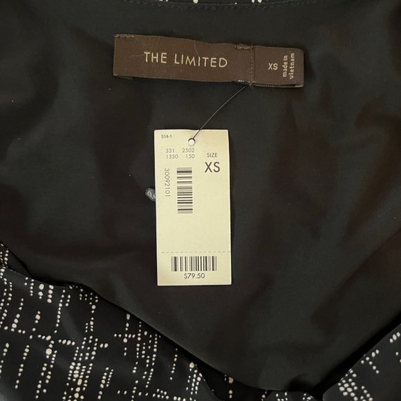 🎉HP🎉 The Limited Dress - Versatile - Picture 9 of 10